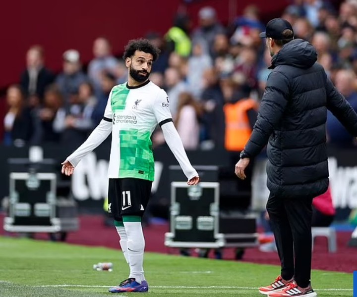 The Salah & Klopp fight. Lets talk about it. :)