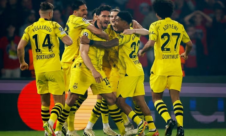PSG 0 DORTMUND 1. Dortmund advance to the final of the Champions League. Another year gone for PSG. Well done Dortmund. Who will it be? Madrid or Bayern#uefachampionsleague #dortmund #psg #parcdesprinces #psgvsdortmund