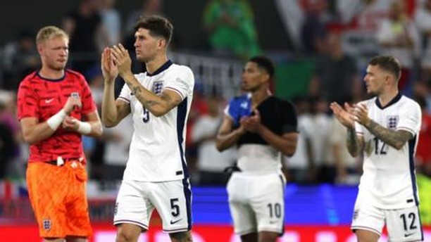 Another boring and shite performance from Southgate last night. Even though England Already qualifie.d they were poor against a stubborn Slovenia. How far can they go? The other shock was Austria topping the group by beating the Netherlands. France drew 1-1 with Poland and Serbia and Denmark also shared the spoils. Lets see what today has in store for Us
