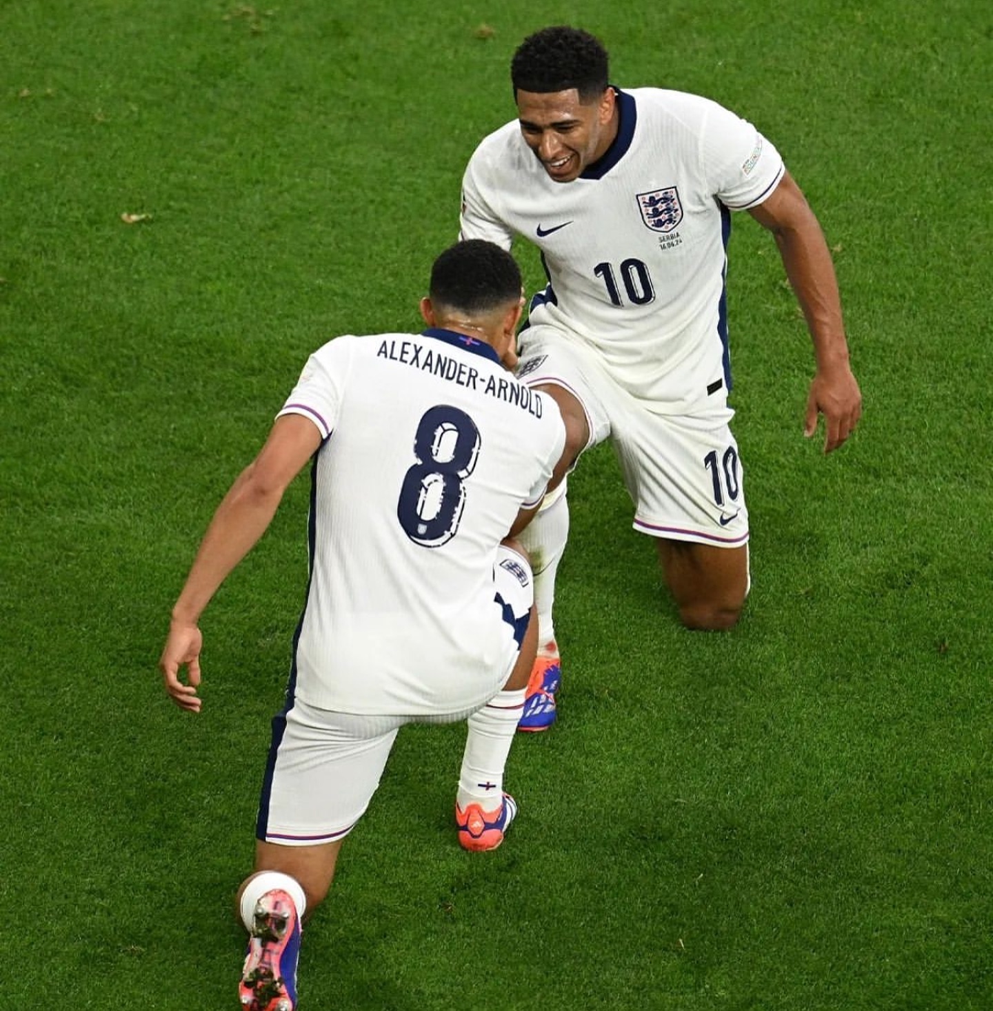 England opened their Euro 2024 Account with a grinding 1-0 win over Serbia. Bellingham with a bullet header. Kane hit the crossbar later. But it’s Comon England 🏴󠁧󠁢󠁥󠁮󠁧󠁿. Earlier the Danes drew 1-1 with Slovenia. The Dutch beat Poland 2-1. Today we see the French and Belgium in action