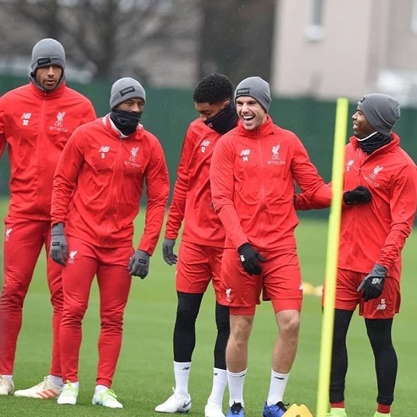Calm before the Storm. Liverpool players enjoy final preparations before the Mussseeeeve tie with PSG Tonight #liverpool #liverpooltraining #lfc #psgvsliverpool #uefachampionsleague