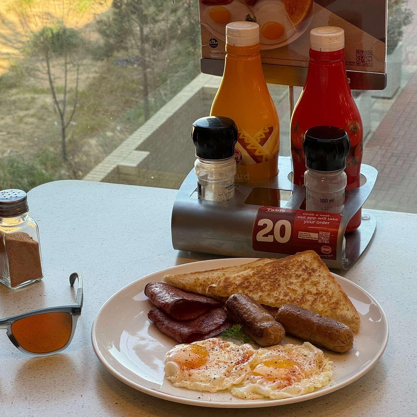 Wimpy Double Up breakfast at @wimpyrosebank #halaal#wimpy #halaalwimpy #breakfast #breakfastideas #doubleupbreakfast #wimpybreakfast #rosebankmall