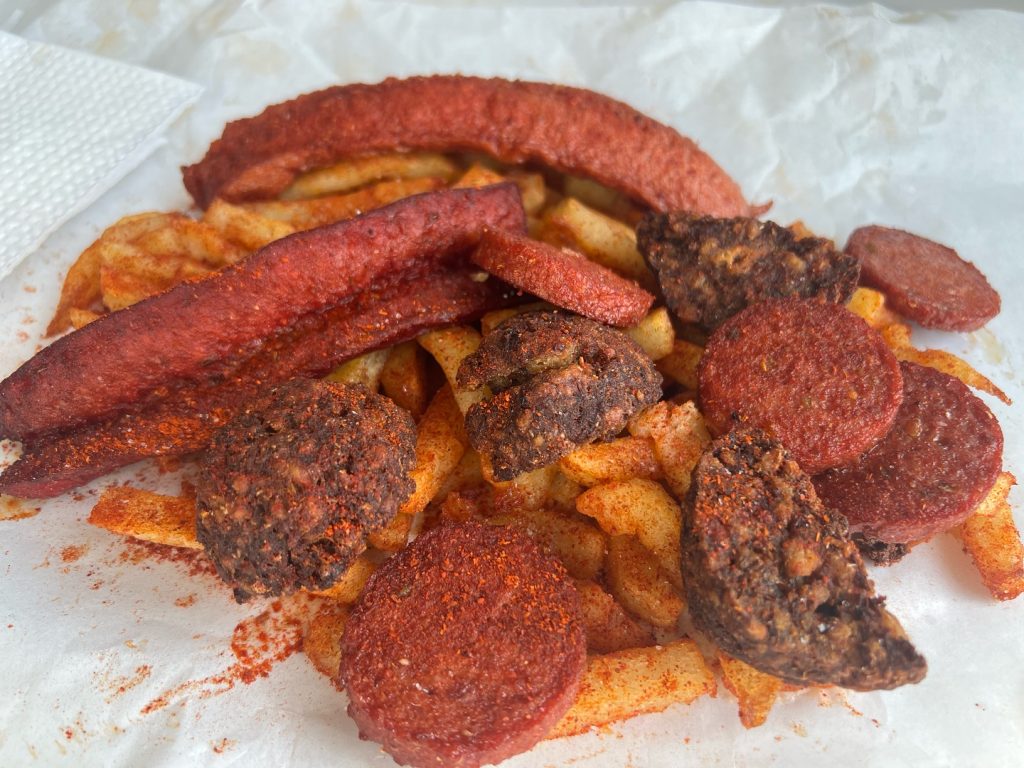 It’s all about the Frikadelle and Masala Chips parcel. What’s your opinion on the Frikadelle. Check the post on @foodsburg. Parcel from @akhalwayas_bree