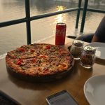 🇮🇳 Mazatta Pizza at Jheel’s Ginger in Udaipur @jheeludaipur at Gangair Ghat by @fahmida.kaloo#india #udaipur #jheelsgingercoffeebarandbakery #pizza #mazattapizza #travel #travelpics #travelphotography #indiapictures #foodpics #ınstafood #intsagood #travelblog