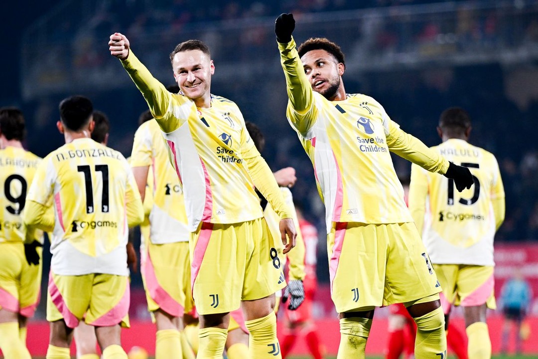 Monza 1 Juventus 2. Finally a 3 pointer. Needed this before the Winter Break. Forza Juve. Need to have a good second half of the season now.#forzajuve #juventus#juve #monzavsjuve