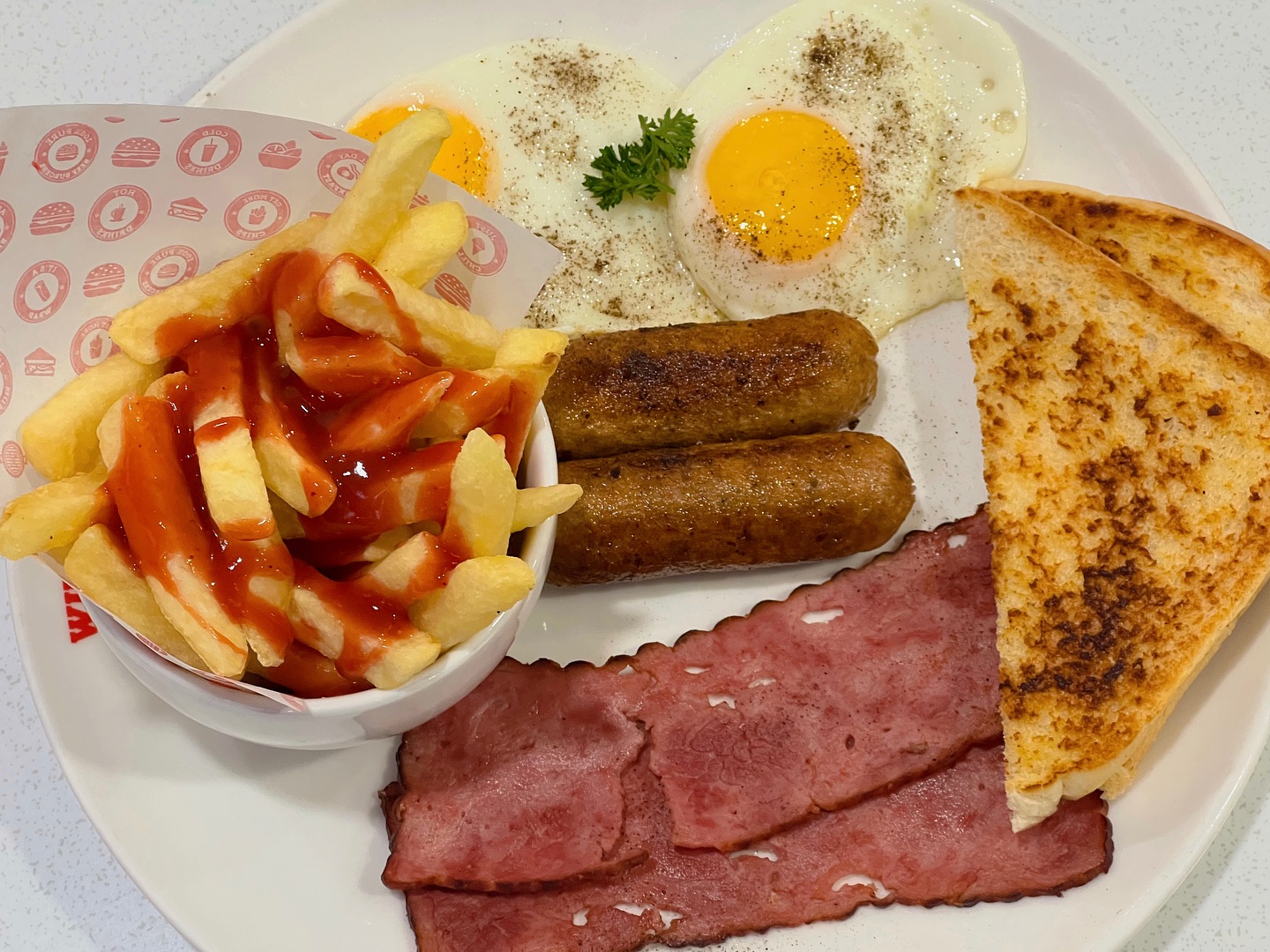 Felt like a Wimpy Double Up breakfast with some chips at @wimpykillarney #halaaal