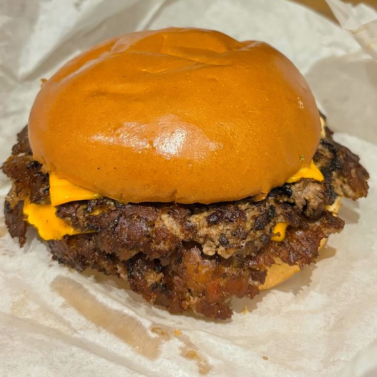 When in Cape Town the new burger sensation is @smashtburgers . Give them a follow and when you in Capw Town “Just Try It” #halaal . This makes my Best Burger list. Have you been here and have you tried the burgers  #burgers #burgerlover #gourmetburger