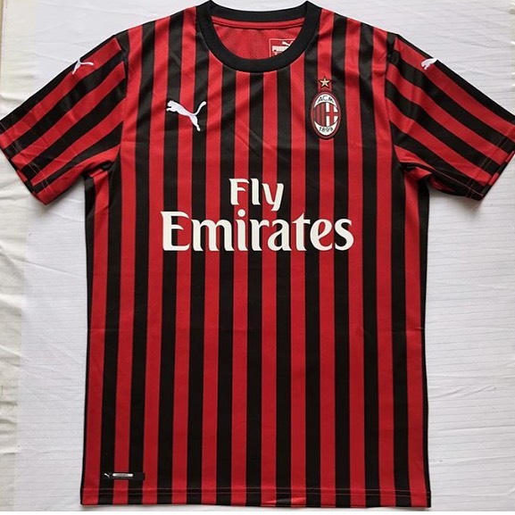 AC MIlan Home Jersey 2019/20 #acmilan #milan #puma #pumafootball #newmilanjersey #milanitaly #acmilannews #rossoneri #soccer
