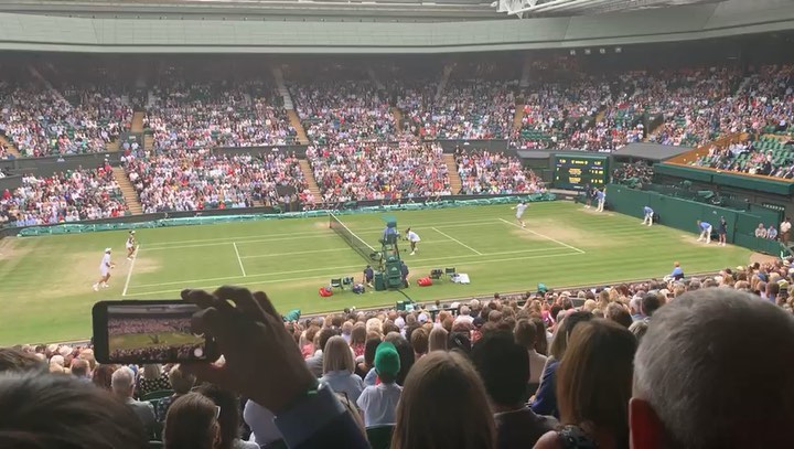 Match point in the mixed doubles match with Andy Murray and Serena Williams.  A day at Wimbledon by @joevaid#wimbledon #centrecourt #mixeddoubles #allengland2019 #grasscourts #andymurray #serenawilliams