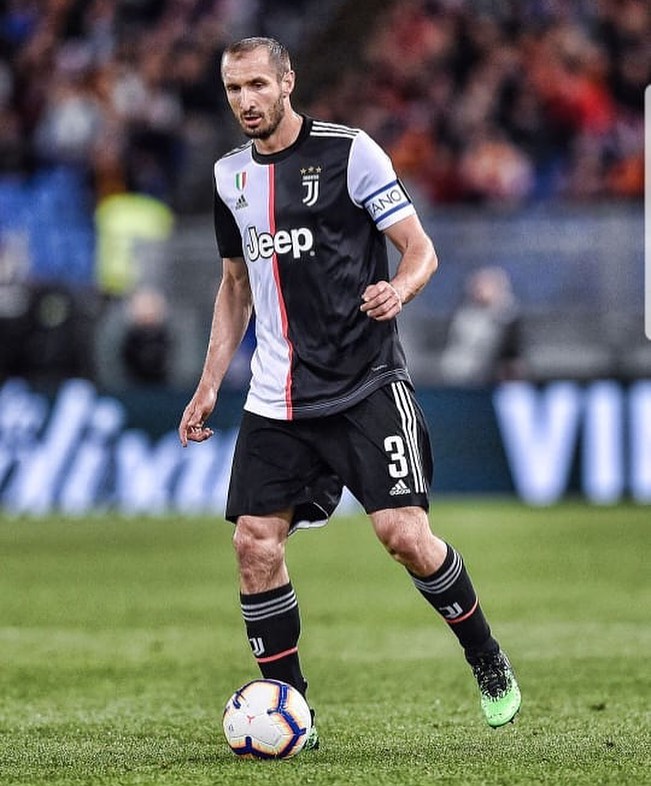 Captain Giorgio Chielini could be out for the season with ACL  tear in training do. Get well Chielo and Step up De Ligt.#juventus #juve #chiellini #chielliniinjury #forzajuve #soccer #juvesouthafrica