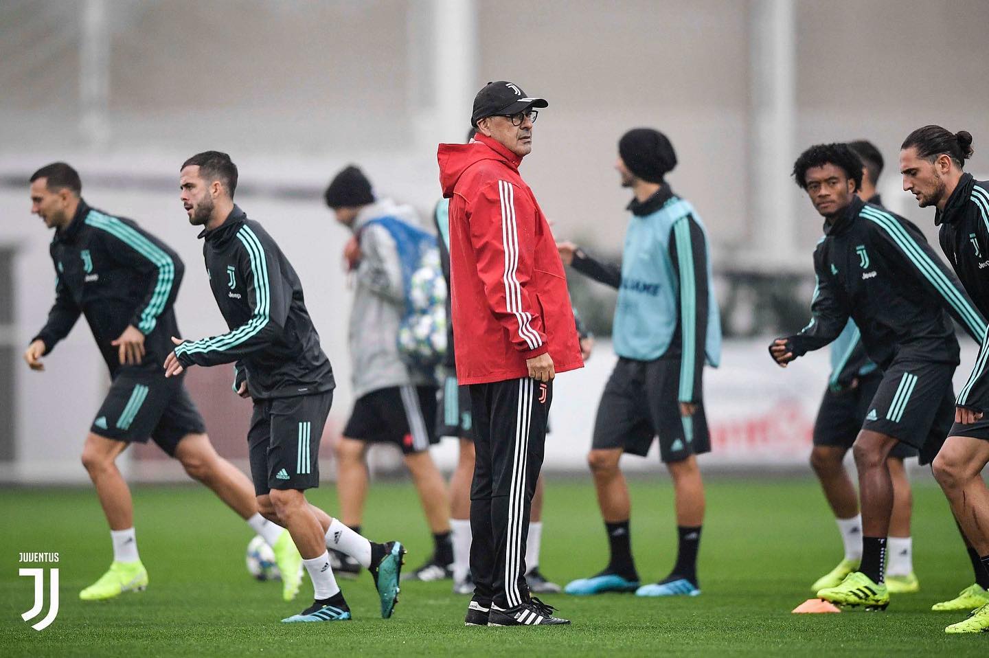 Calm before the Storm. Juve train ahead of their Champions League encounter with Lokomotiv Moscow Tonight