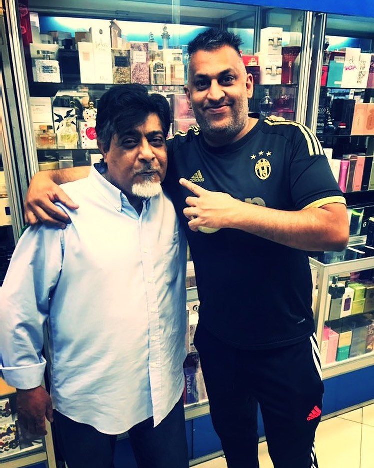 This you have to put on the Gram. Especially when you meet the Celebs. Naeem Pipones. #Watta Man #WattaLegend