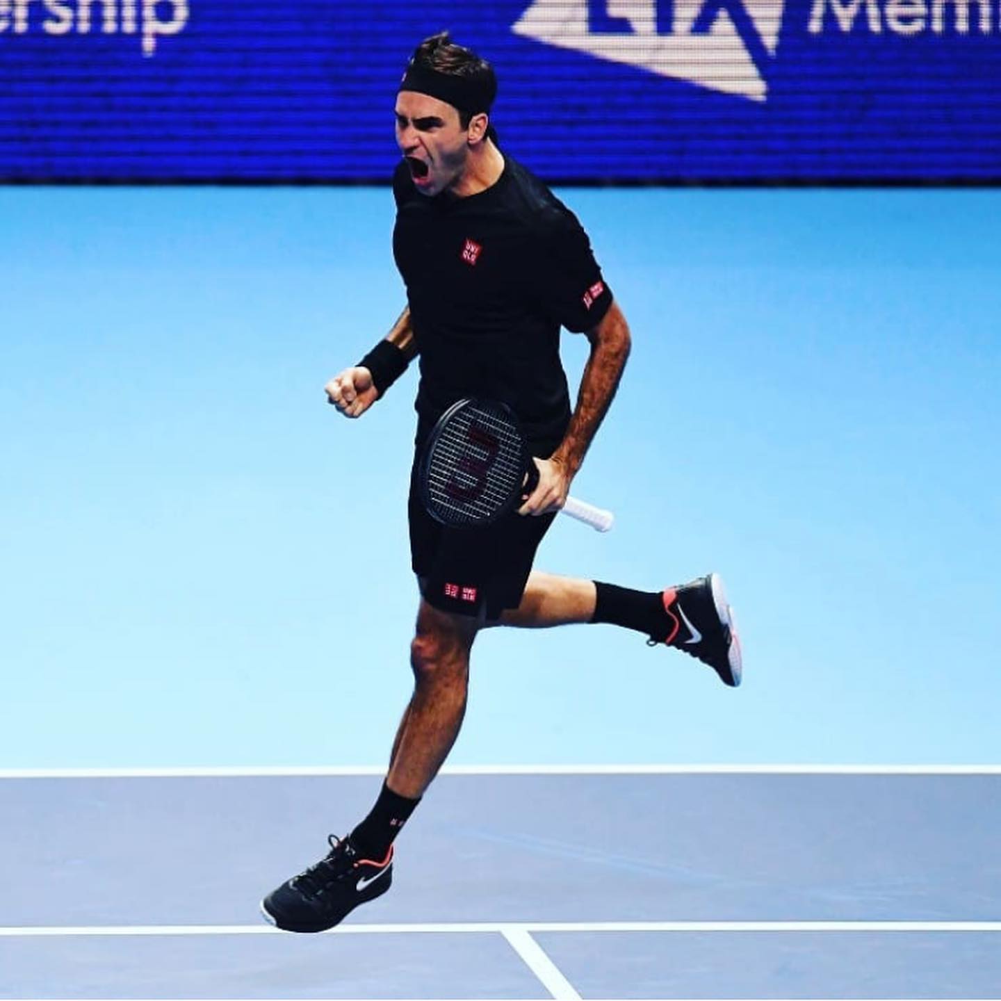 Federer was a joy to watch as he beat Djokovic to advance to the Semi finals of the Nito ATP Tour Championships at the O2 Arena in London