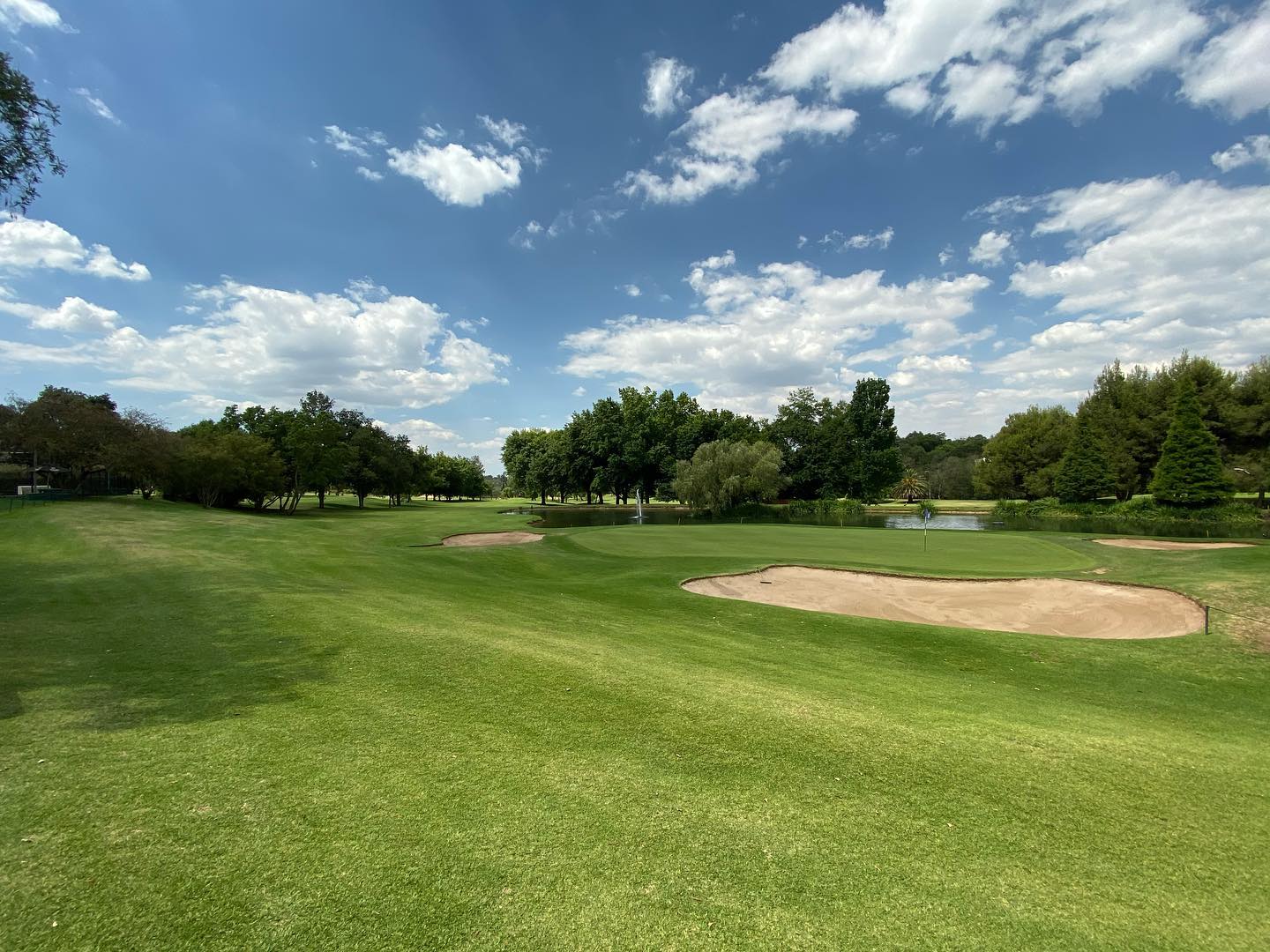 Strolling around the Killarney Country Club #golf #golfing #killarneycountryclub
