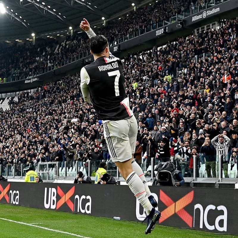 Juventus 4 Cagliari 0. Finally a Strong Juve Performace and a CR7 Hatrick. Inter Milan were also strong and convincing as they beat Napoli 3-1. Forza Juve. A tuff journey to Rome awaits#juventus #juve #alianzstadium #turin #juvefans #juventusfans #bianconeri #forzajuve #juvevscagliari #seriea #italianseriea #ronaldo #ronaldohatrick #cr7