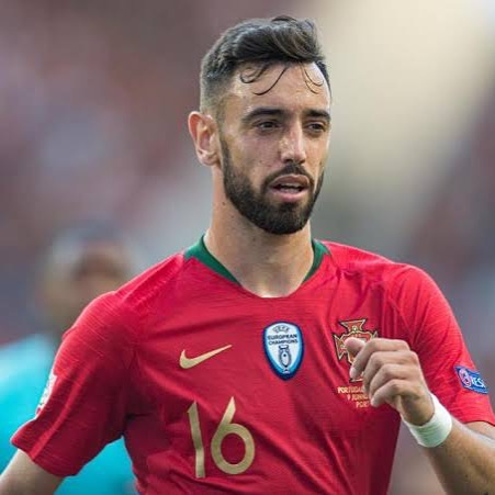 Who is Bruno Fernandez. Will he help the MANCS. They should have signed Jesus.......From Citeh that is