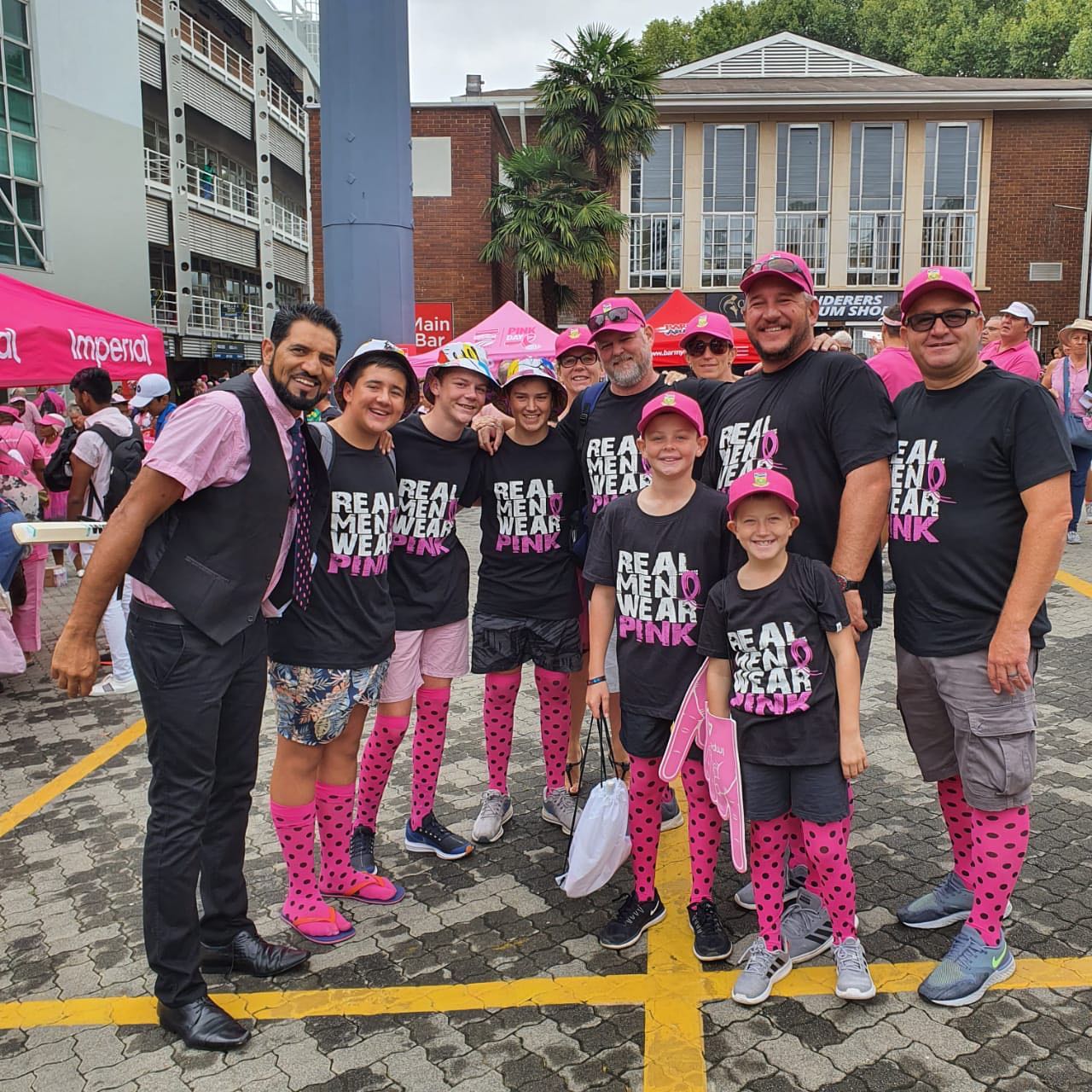 Best Fan pics from today’s Pink ODI between England and South Africa at the Wanderers. Photos by our 0018 Chaps on the ground @abdulmanack @moebhamjee123 @moey_ismail_ . How was it guys