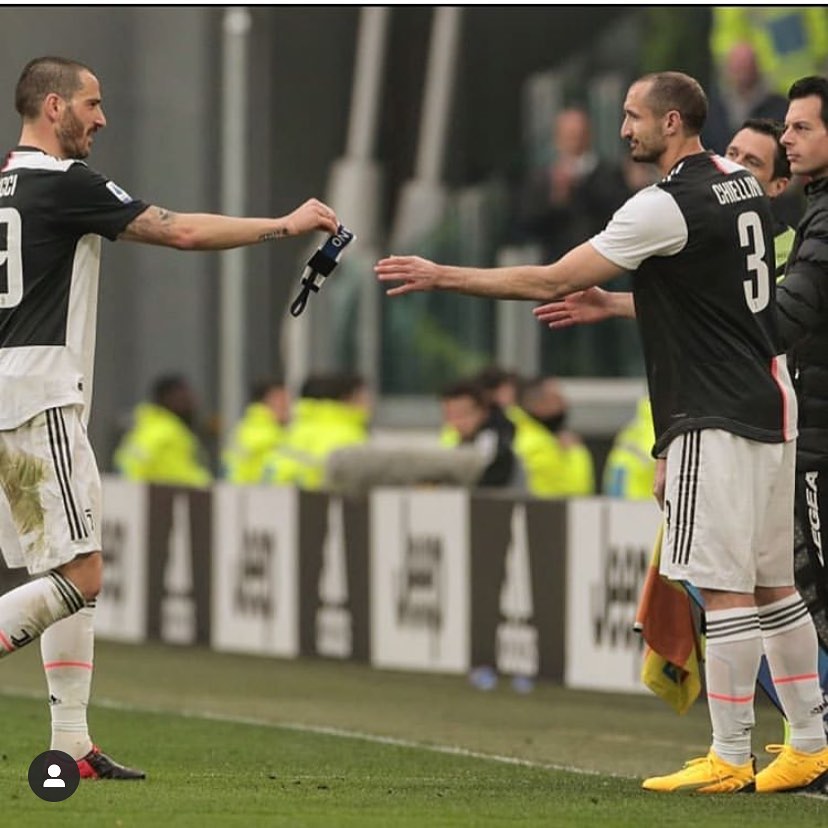 Return of our Capitano @giorgiochiellini . Dybala free kick and Cuadrado second against a 10 man Brescia. Tonight we will watch the Inter vs Lazio game which will be a cracker. Forza Juve. We are entering the Business end now#juventus #juventusvsbrescia #dybala #chiellini #chiellinireturns #forzajuve #seriea #juvefans #bianconeri #blackandwhite
