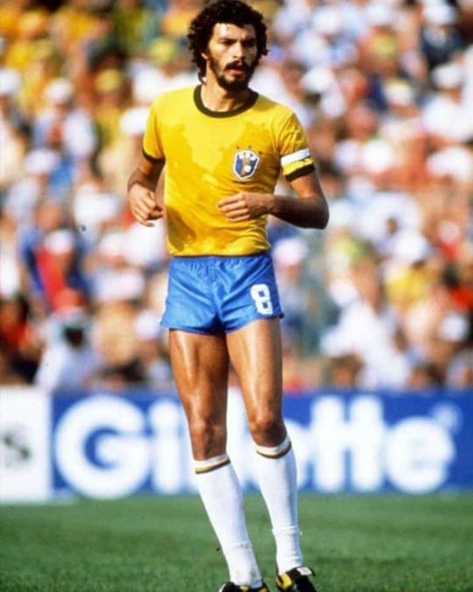 Legend that shook the blog. Socrates. Known as the Doctor