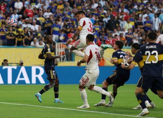 Top Game last night. Benfica 2 Boca 2. 3 red cards. We getting into the tournament. Tomorow at midnight we see Sundowns in Action.