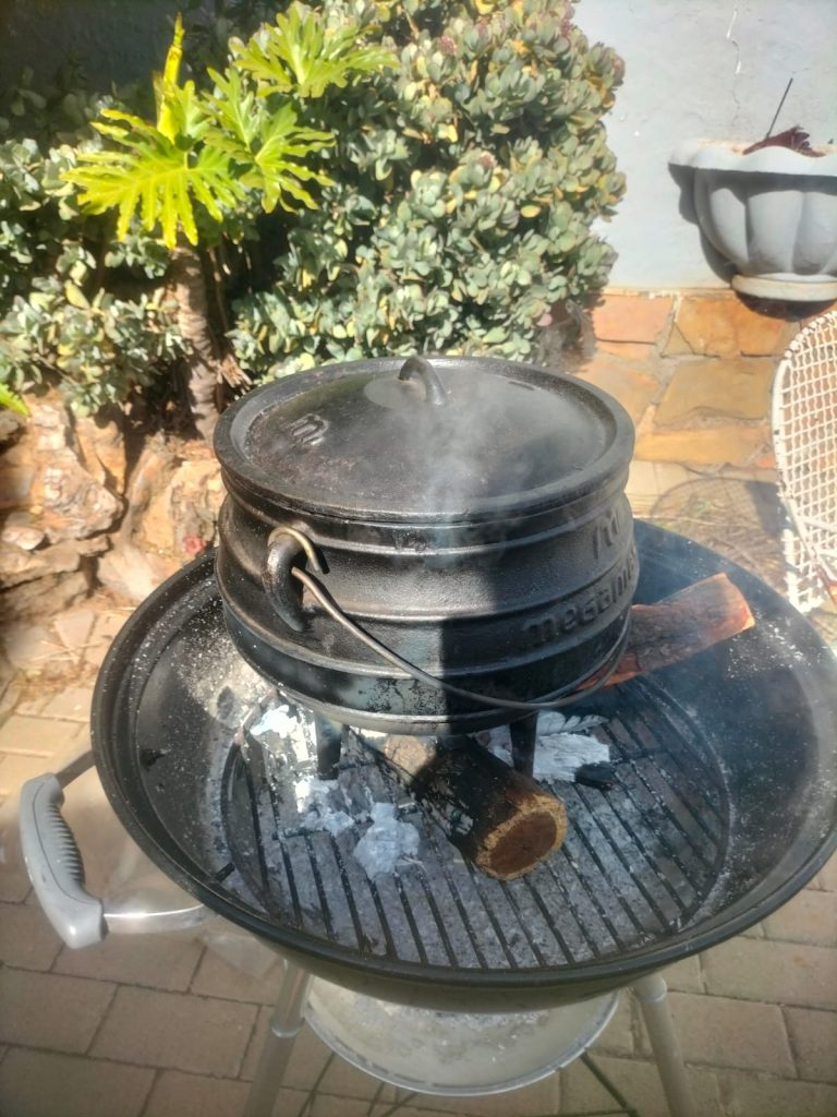 Mutton Curry in a Pooitjie