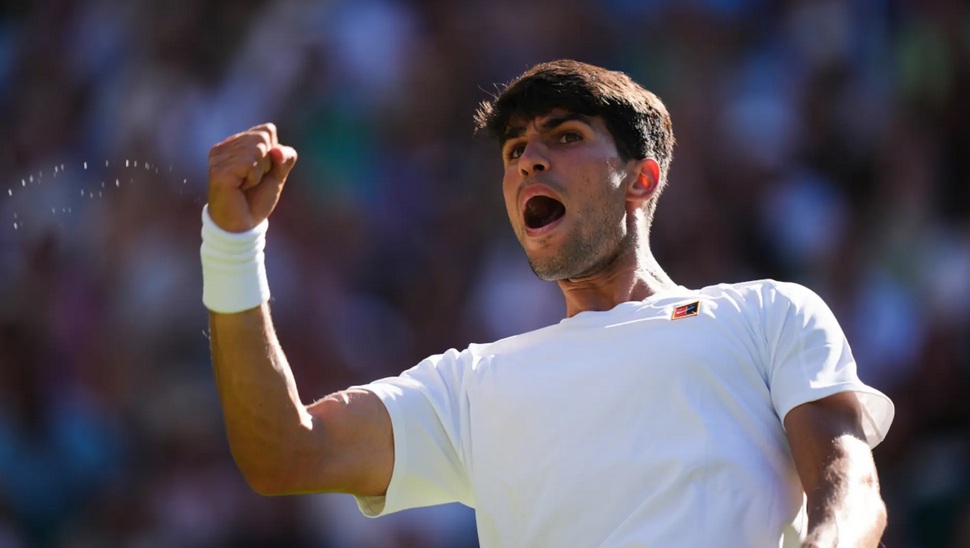Alcaraz survived a scare and won in 5 sets against Italian veteran Fabio Foginini. he maintains his top 5 set record in slams. Its coooking in Wimbleodn and temperatures are soaring. In this 1/2 of draw Rune,Tsitsipas and Medvedev all fall in first round. In the womens side Radacanu and Sabalenka advance. Love Wimbledon and euphoric tennis court memories back in the day.