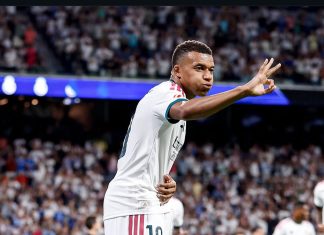 Real Madrid 4 Real Sociedad 1. Mbappe bags a hatrick and Mourinho makes it 2/2.