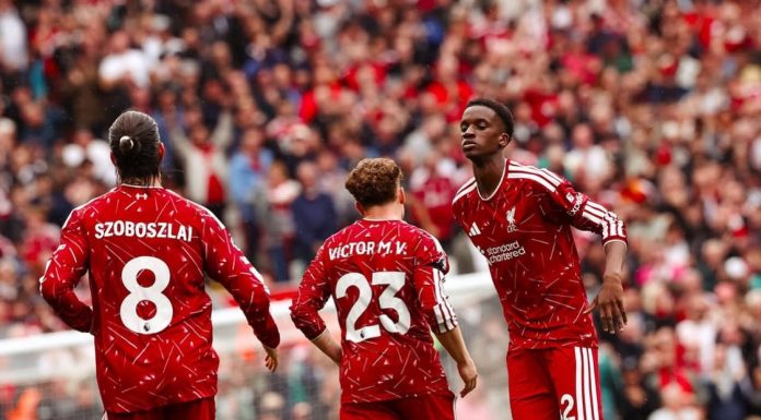 Liverpool 2 Notts Forest 2. I guess wel take the draw at home. Better than a loss 🫣