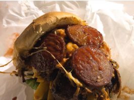 Major Service Burger at Freshstop Astron Oaklands. Open 24 hours. Top Burger@aeoaklands