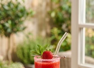 Recipe-Easy Strawberry Daiquiri Mocktail