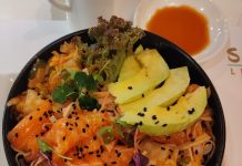 🇶🇦 Sushi at Sushi Library,Vendome Mall, Doha,Qatar