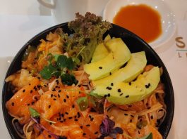 🇶🇦 Sushi at Sushi Library,Vendome Mall, Doha,Qatar