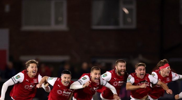 Arsenal Lose to Fleetwood on Penalties in the EFL Cup. Roy of the Rovers Stuff. In Serie A Lazio, Como and Roma all win on Tuesday evening. Lets See what Today Holds.#fleetwood #arsenalvsfleetwood #eflcup #royoftherovers